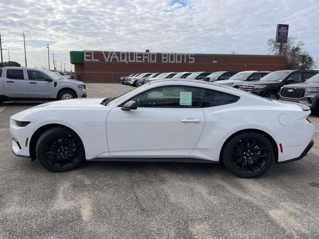 2026 Oxford White Ford Mustang EcoBoost RWD Coupe