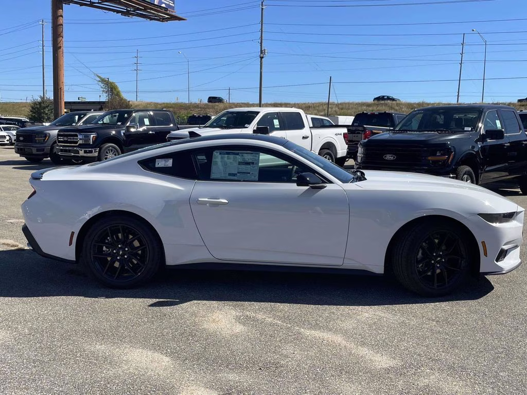 2026 Oxford White Ford Mustang EcoBoost RWD Coupe
