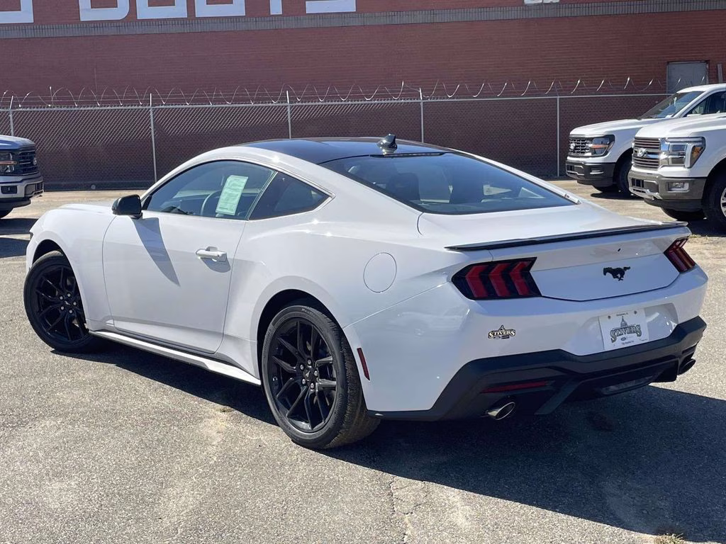 2026 Oxford White Ford Mustang EcoBoost RWD Coupe