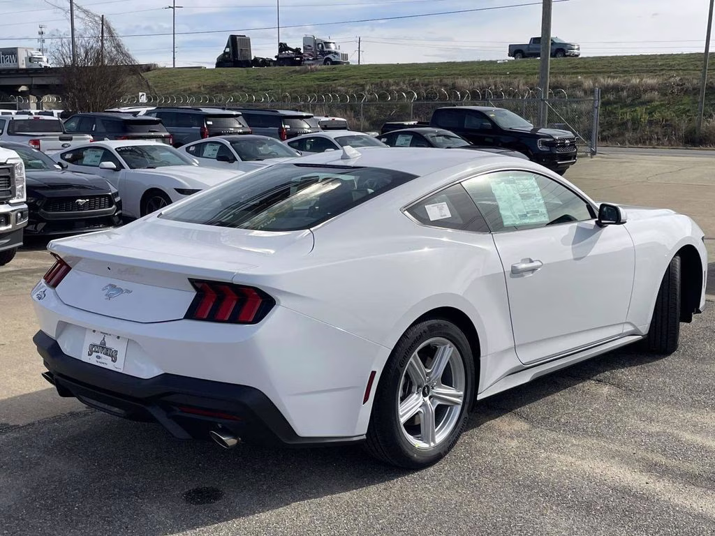 2026 Oxford White Ford Mustang EcoBoost RWD Coupe