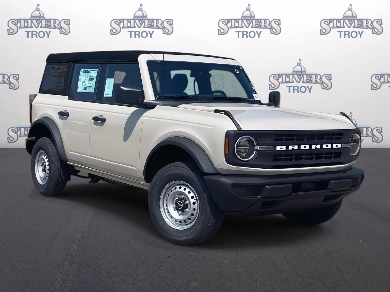 2025 Desert Sand Ford Bronco Base 4X4 SUV