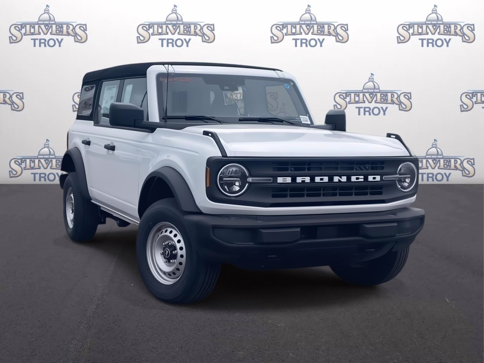 2025 Oxford White Ford Bronco Base 4X4 SUV