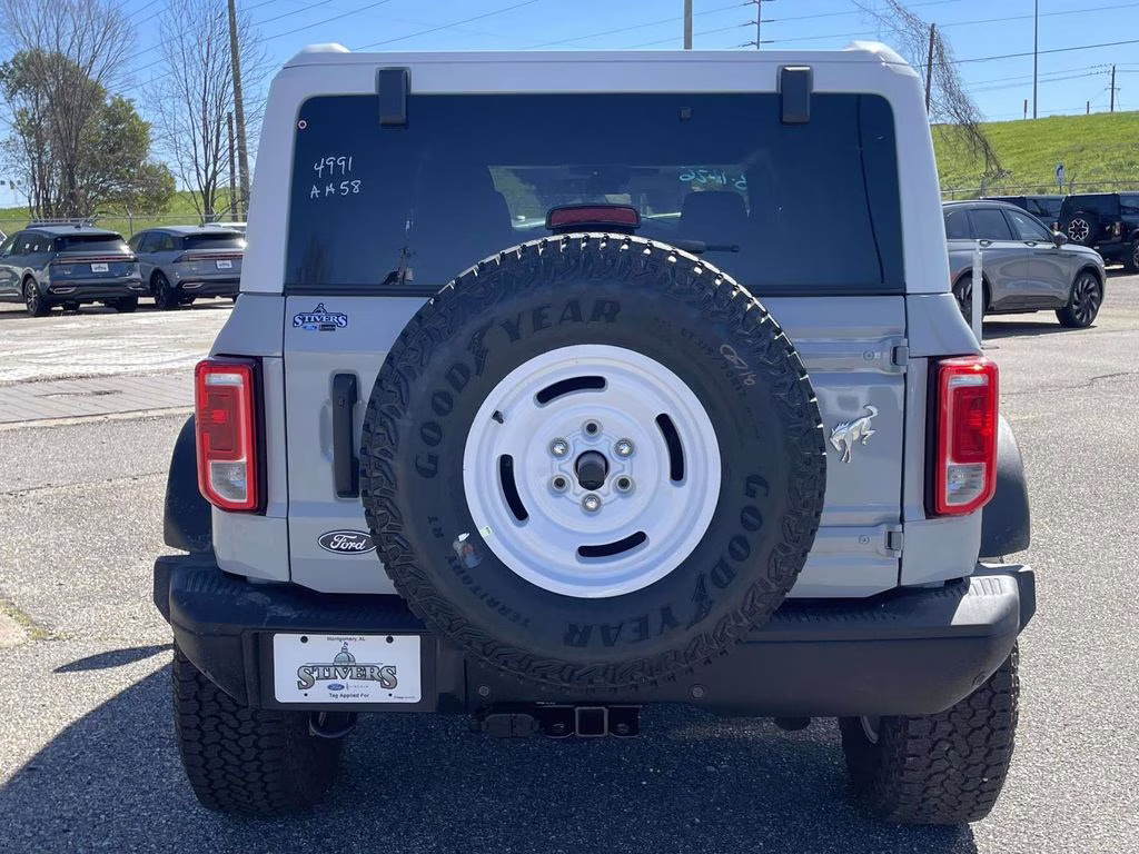 2026 Avalanche Gray Ford Bronco Heritage Edition 4X4 SUV