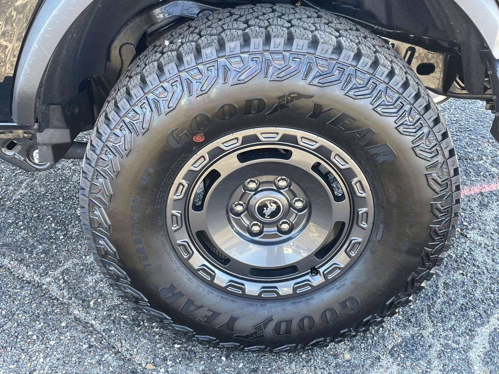 2025 Shadow Black Ford Bronco Base 4X4 SUV