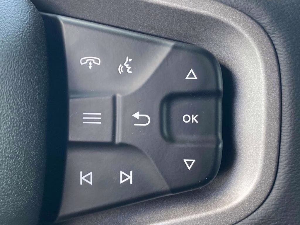 2025 Oxford White Ford Bronco Big Bend 4X4 SUV