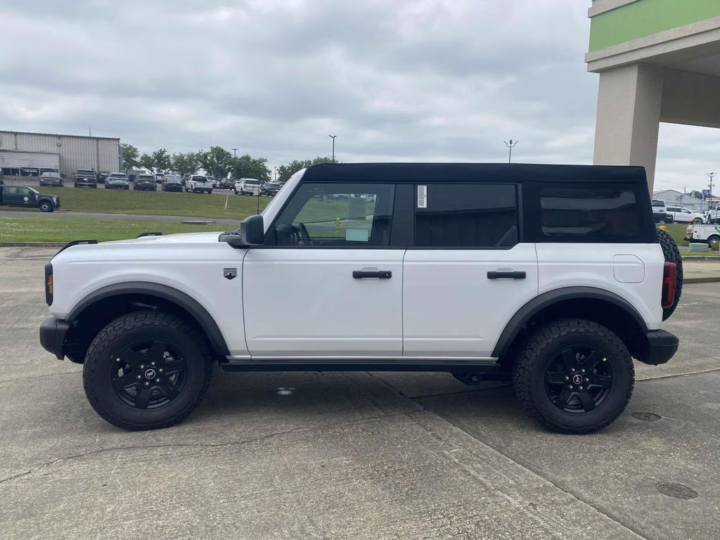 2025 Oxford White Ford Bronco Big Bend 4X4 SUV