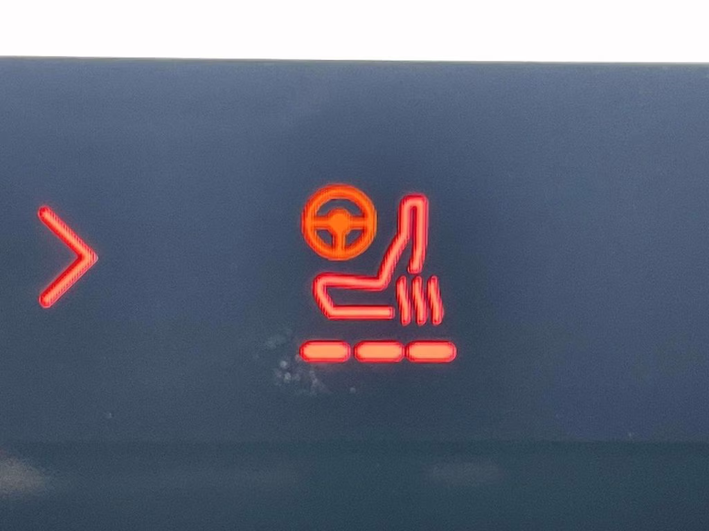 2026 Star White Metallic Tri-Coat Ford Expedition Max Active RWD SUV