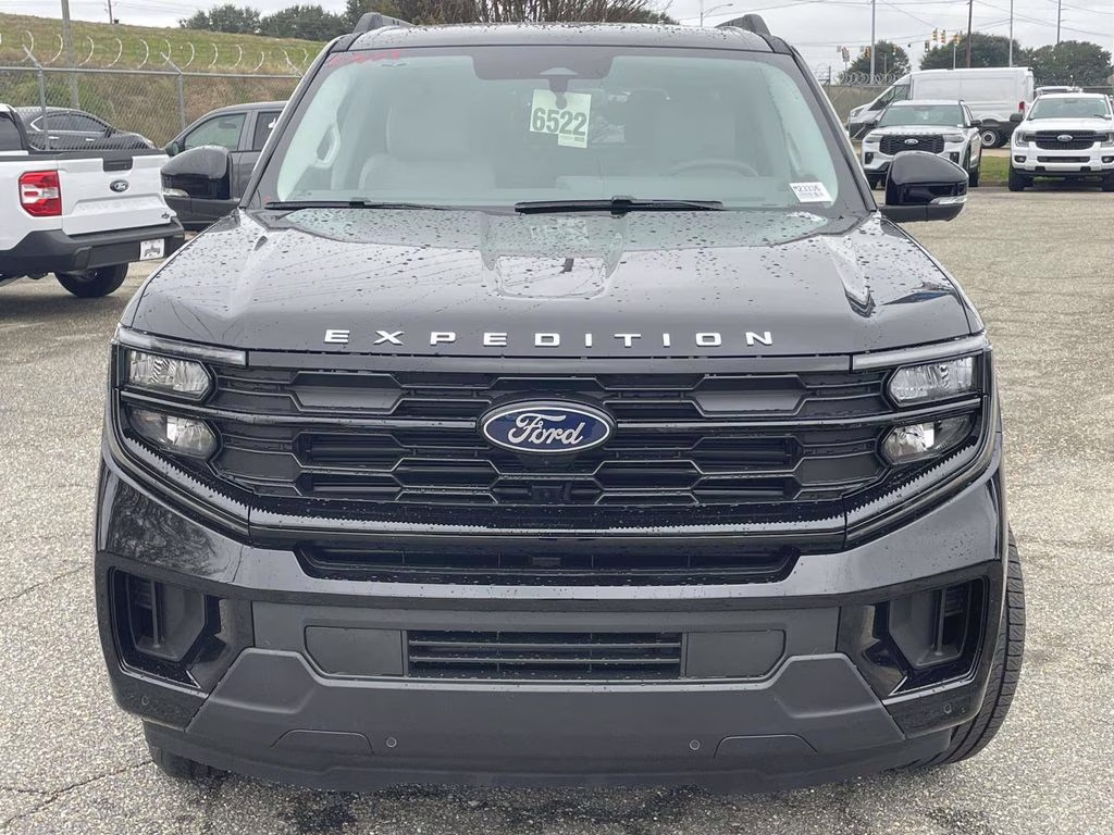 2025 Black Metallic Ford Expedition Max Active RWD SUV