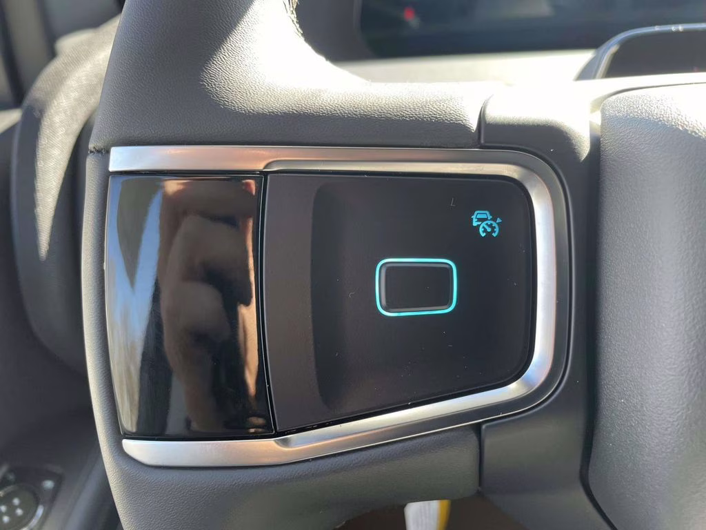 2026 Glacier Gray Metallic Tri-Coat Ford Expedition Max Active RWD SUV