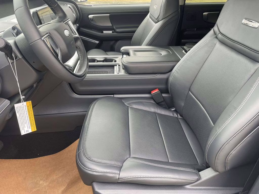 2025 Agate Black Metallic Ford Expedition Max Platinum 4X4 SUV