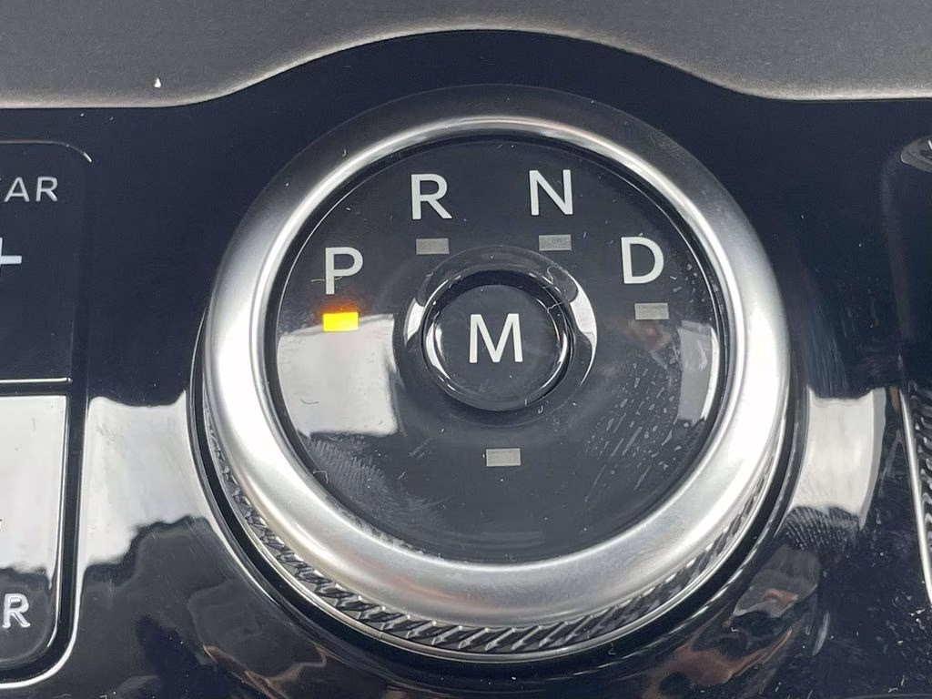 2025 Agate Black Metallic Ford Expedition Max Platinum 4X4 SUV