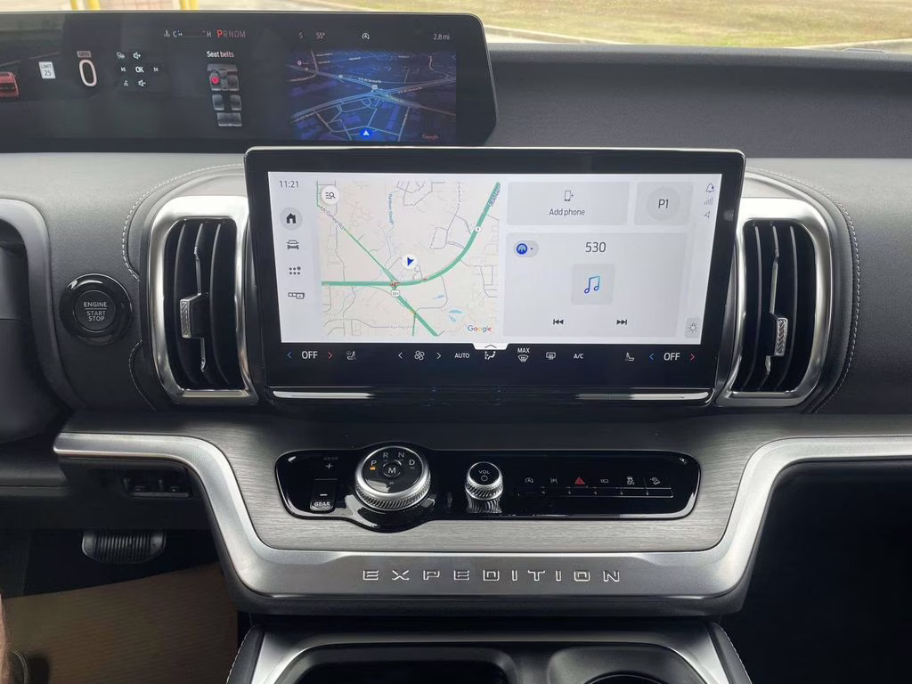 2025 Agate Black Metallic Ford Expedition Max Platinum 4X4 SUV