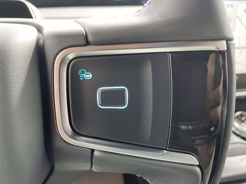 2025 Star White Metallic Tri-Coat Ford Expedition Max Platinum 4X4 SUV