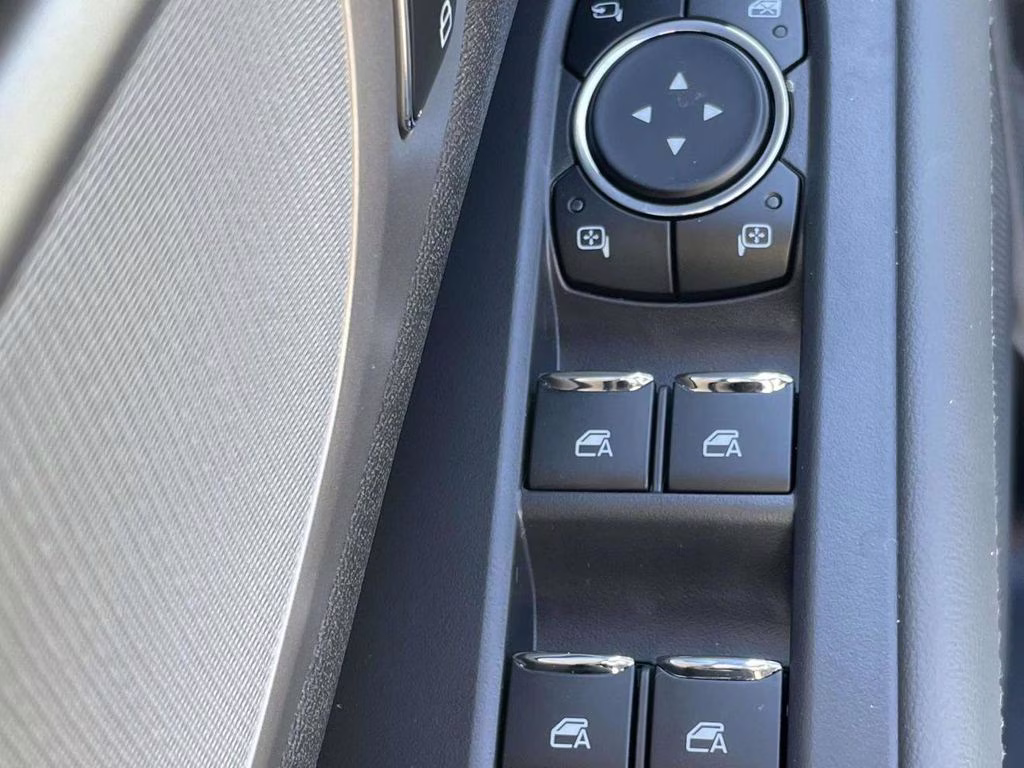 2026 Glacier Gray Metallic Tri-Coat Ford Expedition Active RWD SUV