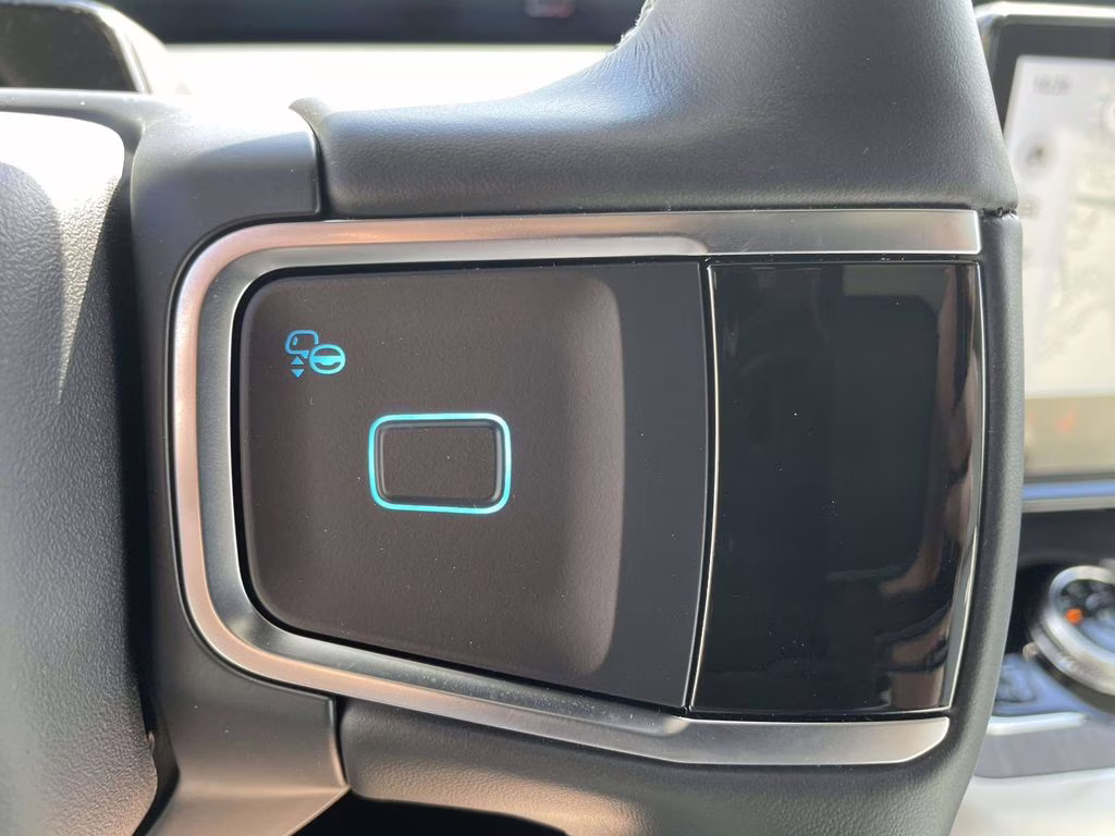 2026 Star White Metallic Tri-Coat Ford Expedition Platinum 4X4 SUV