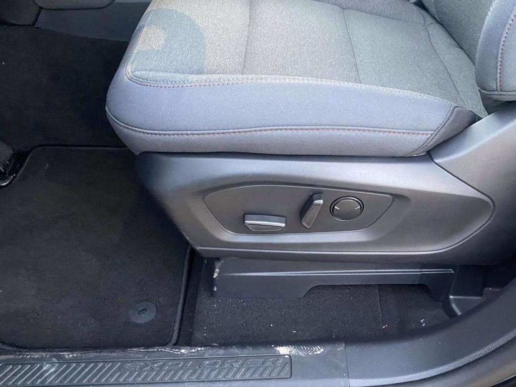 2025 Carbonized Gray Metallic Ford Explorer Active RWD SUV