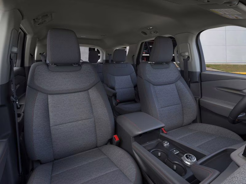 2026 Star White Metallic Tri-Coat Ford Explorer Active RWD SUV