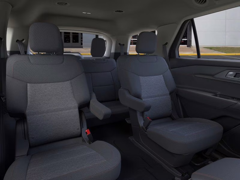 2026 Star White Metallic Tri-Coat Ford Explorer Active RWD SUV