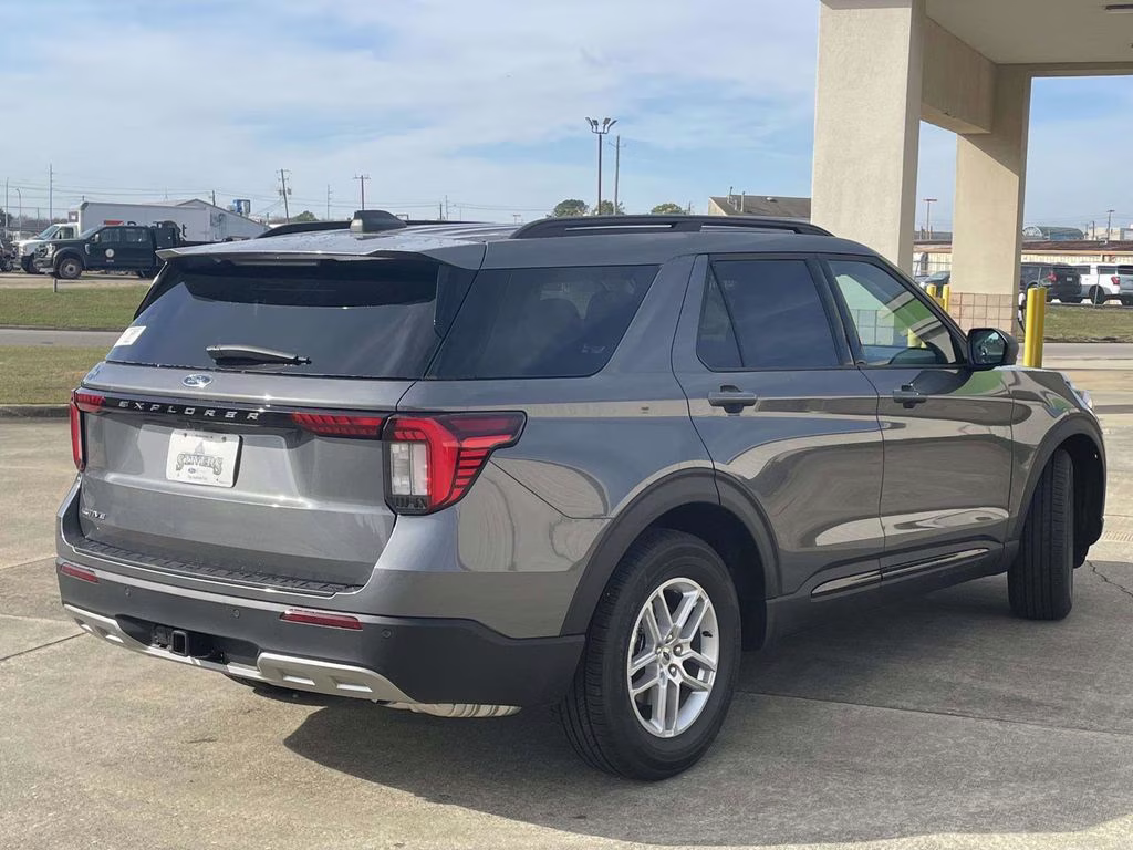 2026 Carbonized Gray Metallic Ford Explorer Active RWD SUV
