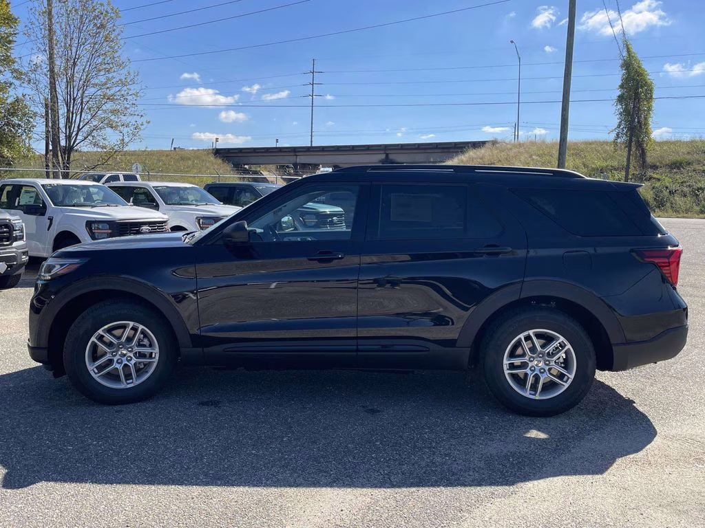 2026 Agate Black Metallic Ford Explorer Active RWD SUV