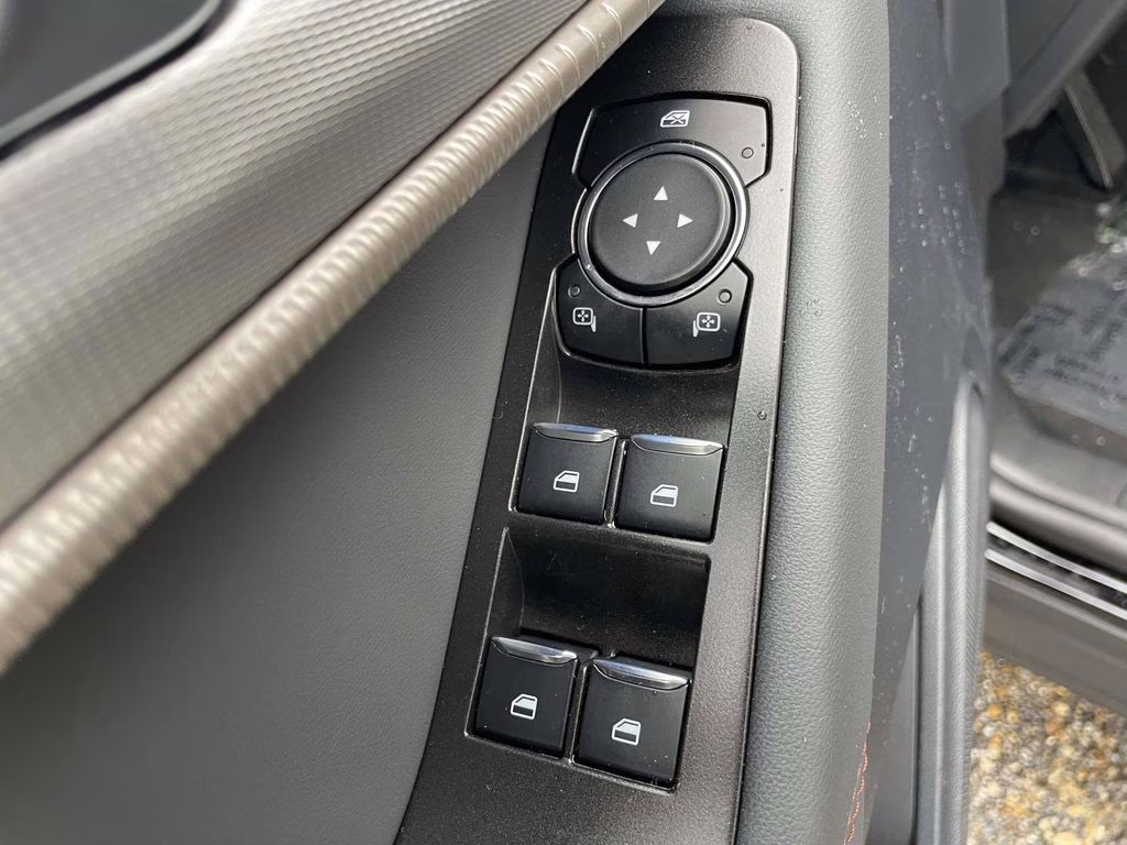 2026 Agate Black Metallic Ford Explorer Active RWD SUV