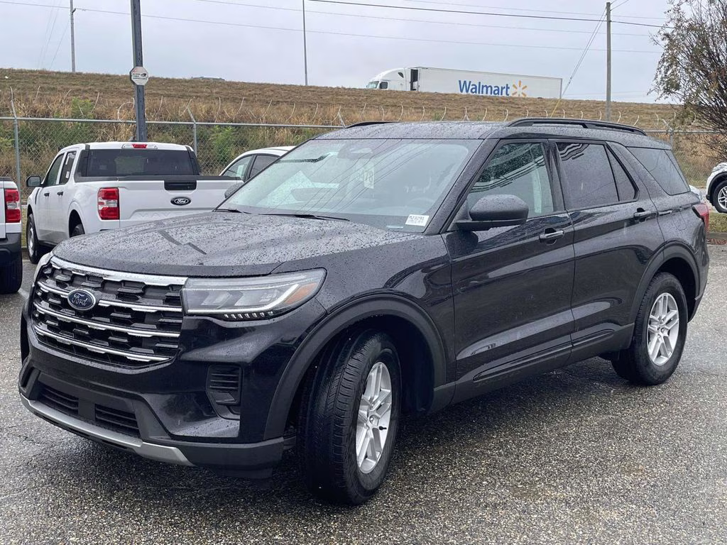 2026 Agate Black Metallic Ford Explorer Active RWD SUV