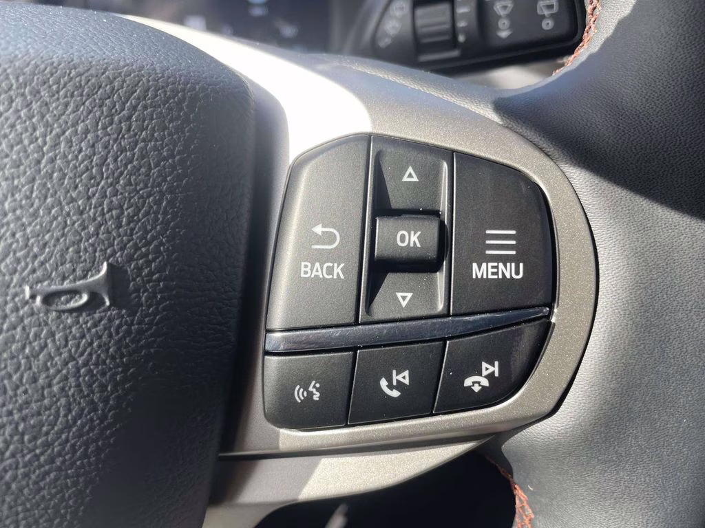 2026 Agate Black Metallic Ford Explorer Active RWD SUV