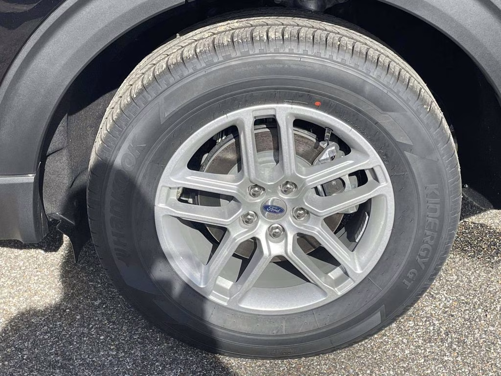 2026 Agate Black Metallic Ford Explorer Active RWD SUV