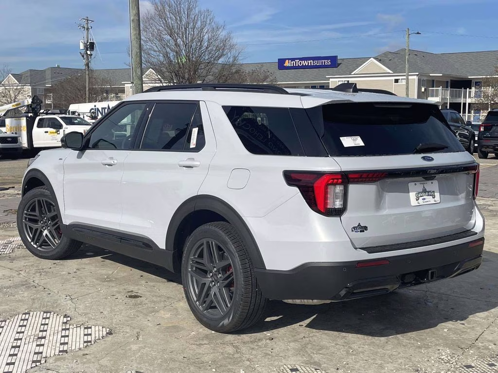 2026 Space White Metallic Ford Explorer ST-Line RWD SUV