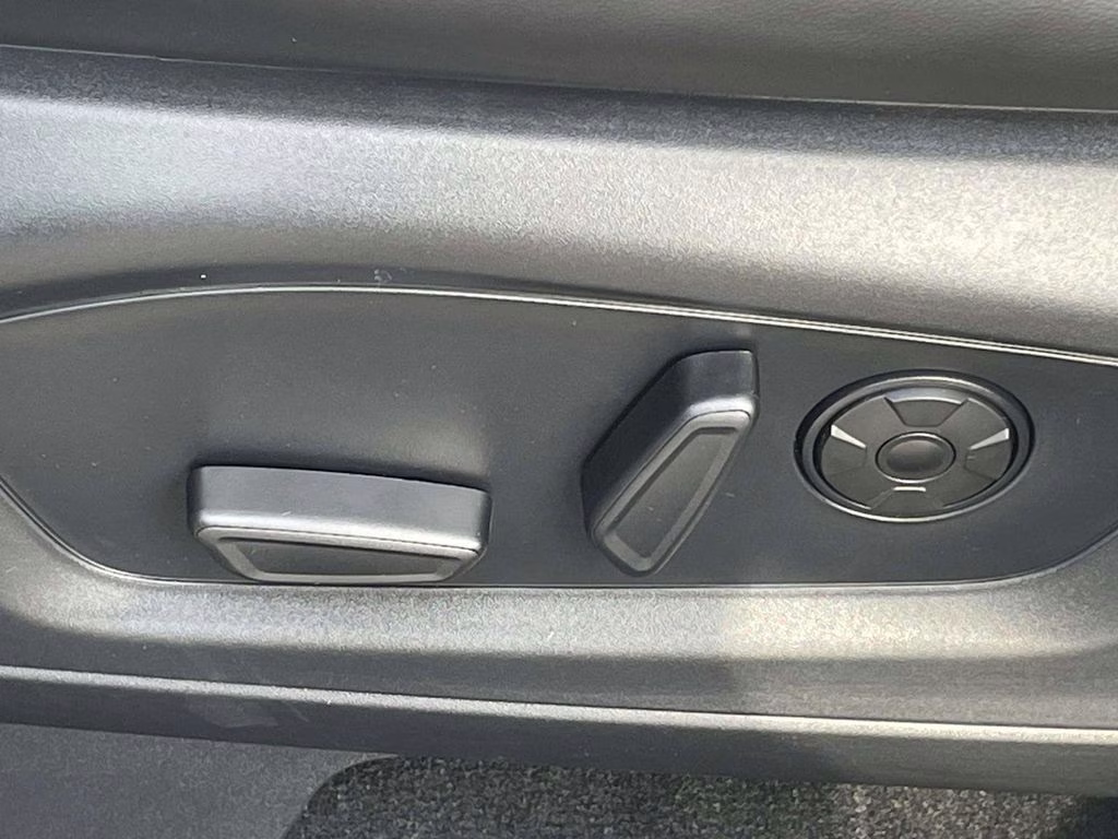 2026 Star White Metallic Tri-Coat Ford Explorer ST 4X4 SUV