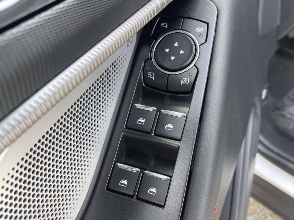 2026 Star White Metallic Tri-Coat Ford Explorer ST 4X4 SUV