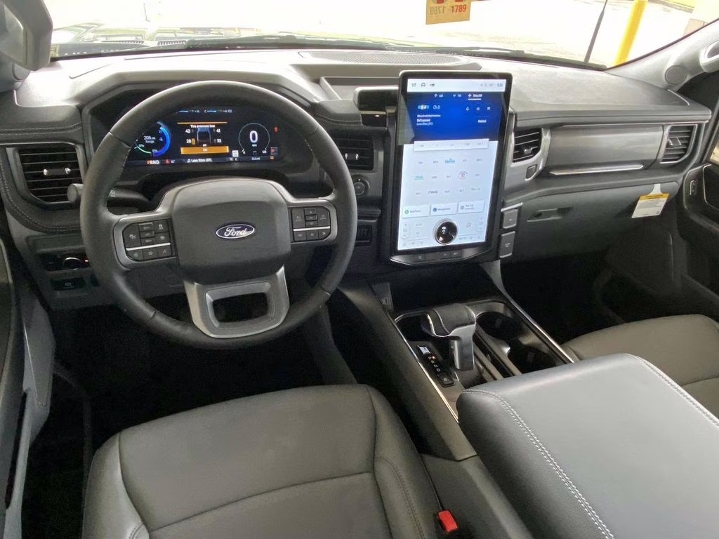 2025 Antimatter Blue Metallic Ford F-150 Lightning Flash AWD Truck