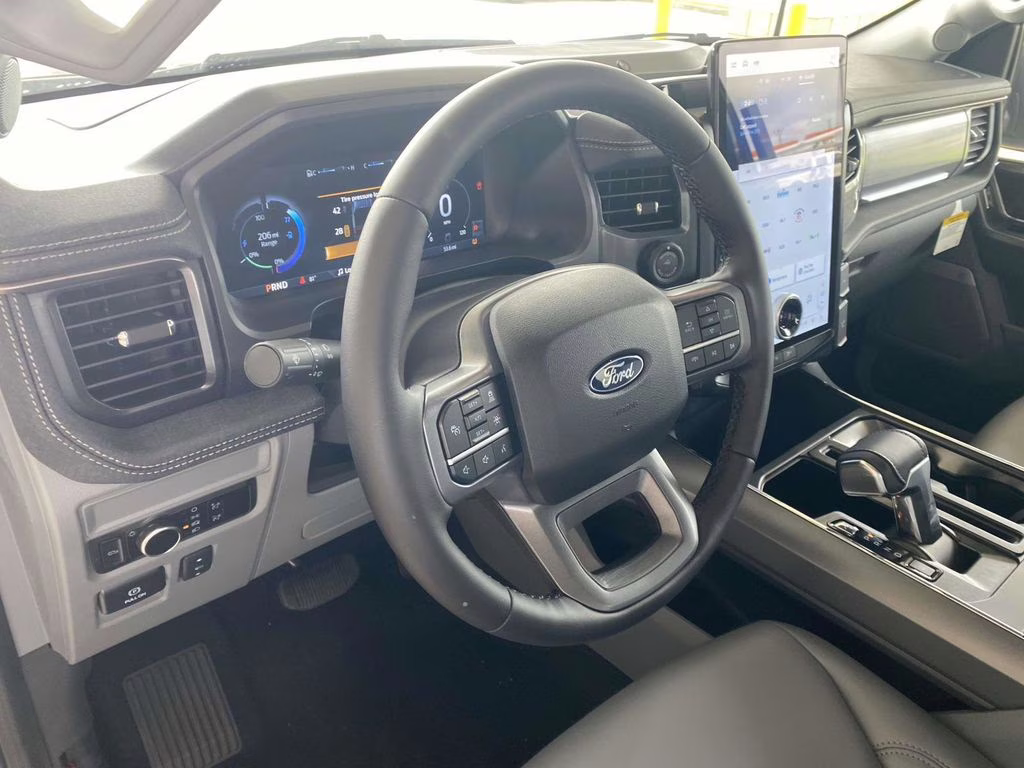 2025 Antimatter Blue Metallic Ford F-150 Lightning Flash AWD Truck