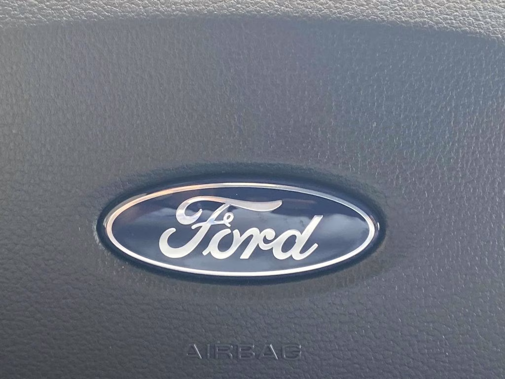 2025 Antimatter Blue Metallic Ford F-150 Lightning Flash AWD Truck