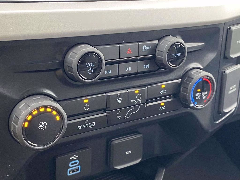 2026 Avalanche Ford Super Duty F-250 SRW XL 4X4 Truck