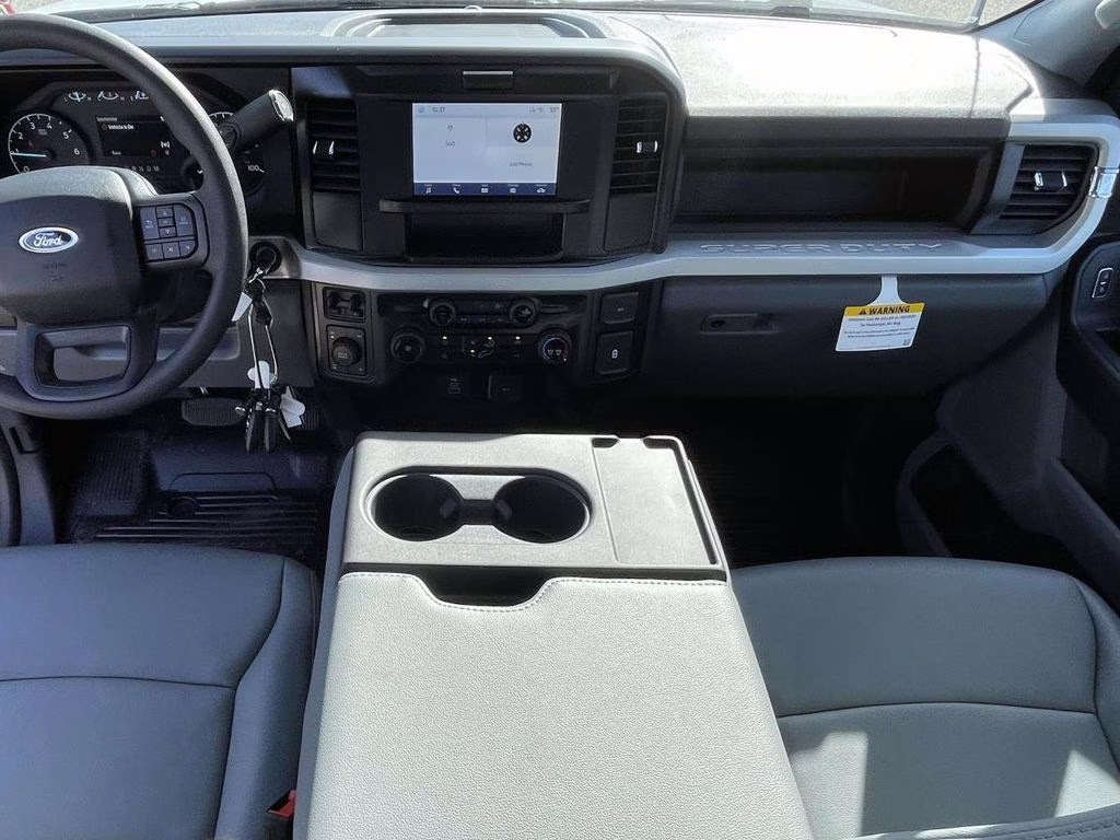 2026 Oxford White Ford Super Duty F-250 SRW XL 4X4 Truck