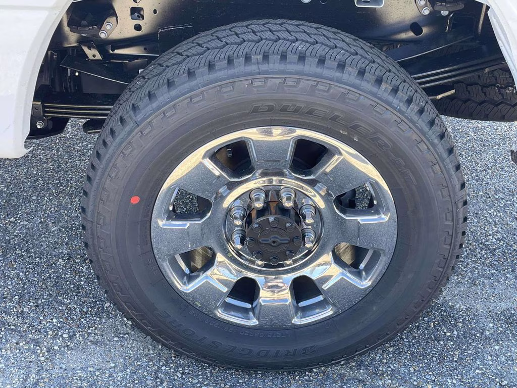 2026 Oxford White Ford Super Duty F-250 SRW Lariat 4X4 Truck