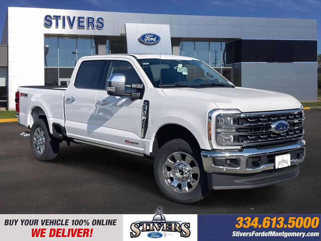 2026 Star White Metallic Tri-Coat Ford Super Duty F-250 SRW Lariat 4X4 Truck