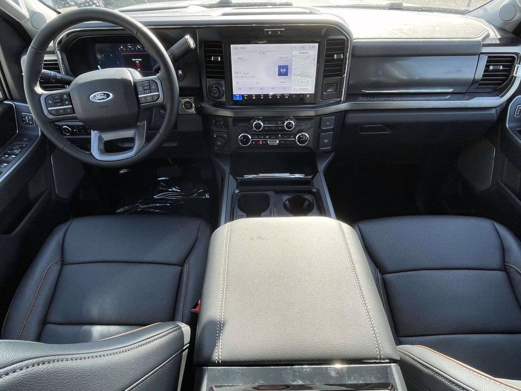 2026 Star White Metallic Tri-Coat Ford Super Duty F-250 SRW Lariat 4X4 Truck