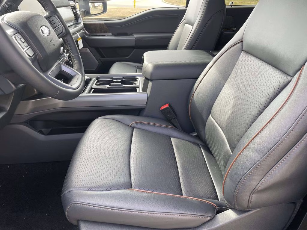 2026 Glacier Gray Metallic Tri-Coat Ford Super Duty F-250 SRW Lariat 4X4 Truck