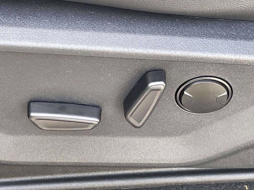 2026 Carbonized Gray Metallic Ford Super Duty F-250 SRW Lariat 4X4 Truck