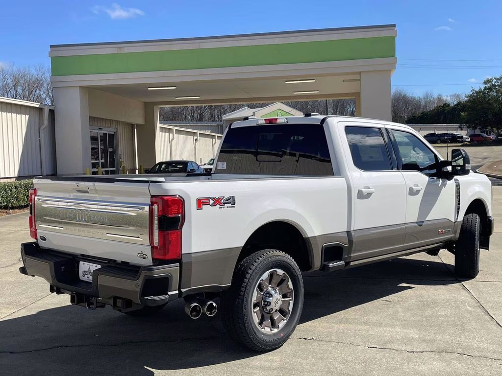 2026 Star White Metallic Tri-Coat Ford Super Duty F-350 SRW King Ranch 4X4 Truck