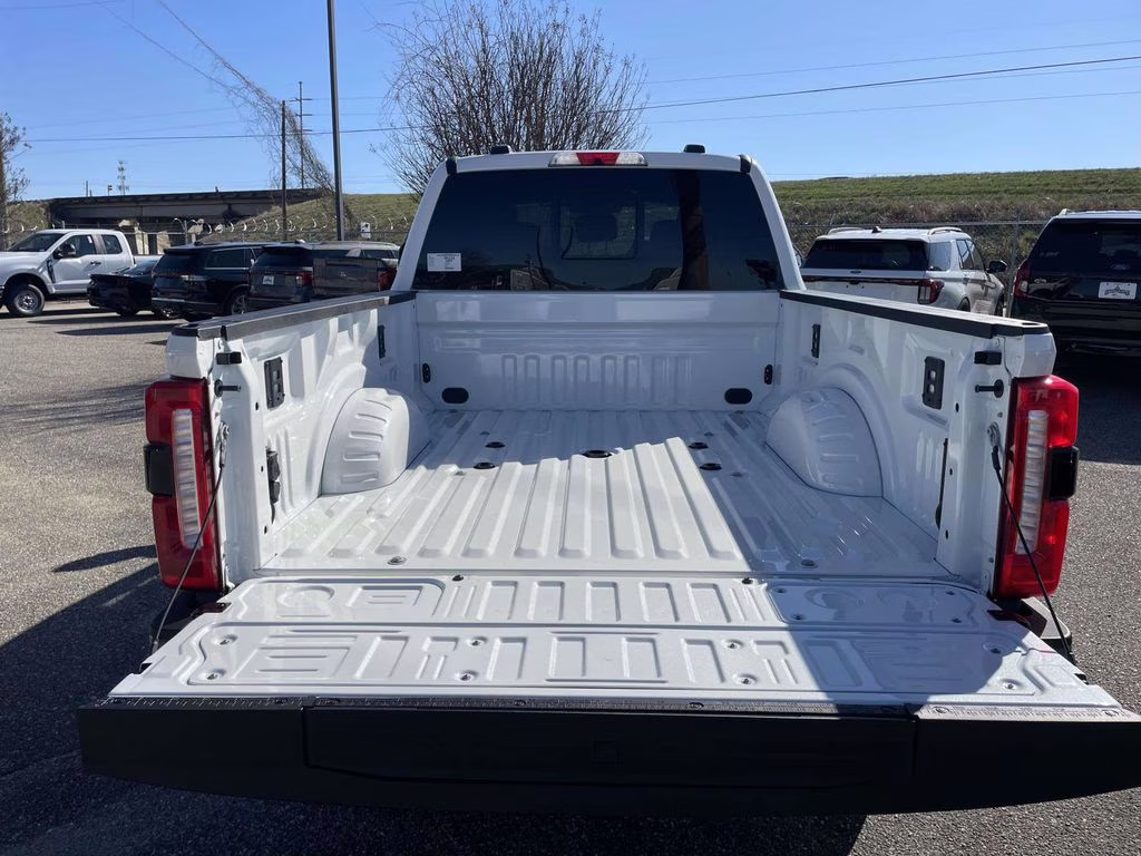 2026 Star White Metallic Tri-Coat Ford Super Duty F-350 SRW King Ranch 4X4 Truck