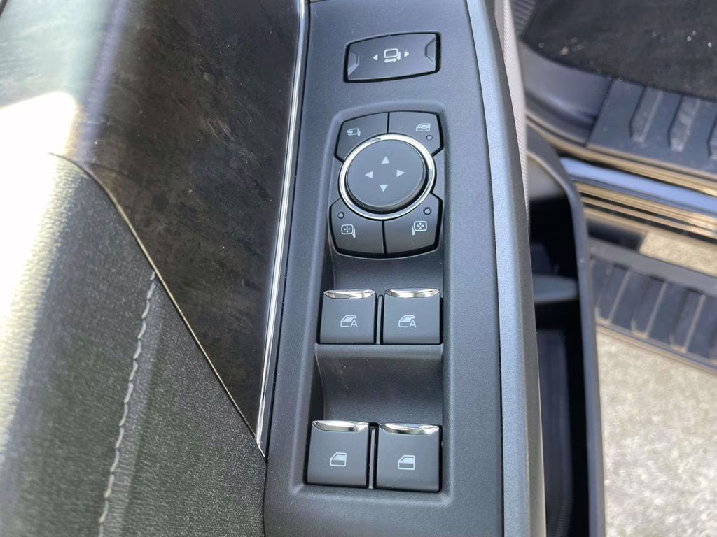 2026 Agate Black Metallic Ford Super Duty F-350 SRW Lariat 4X4 Truck