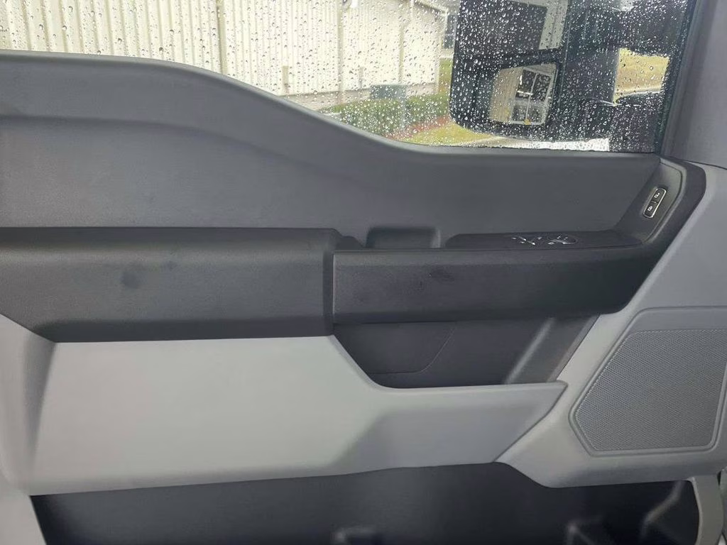 2026 Oxford White Ford Super Duty F-250 SRW XL RWD Truck