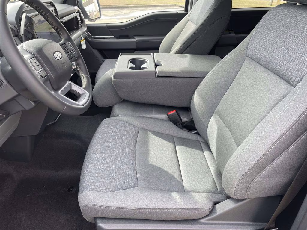 2026 Oxford White Ford F-150 XLT 4X4 Truck