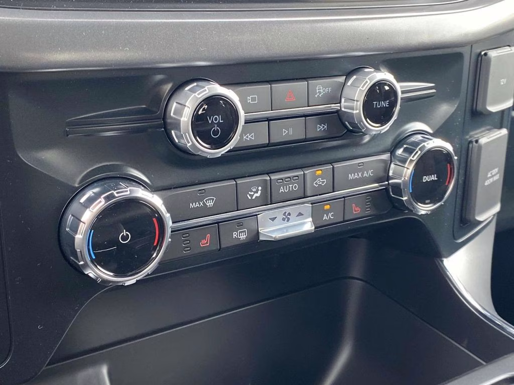 2025 Black Metallic Ford F-150 XLT 4X4 Truck