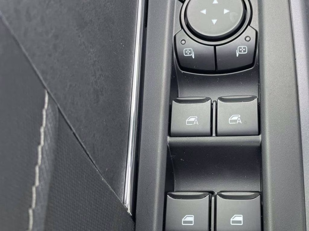 2026 Oxford White Ford F-150 XLT 4X4 Truck