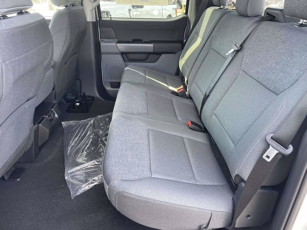 2026 Oxford White Ford F-150 XLT 4X4 Truck