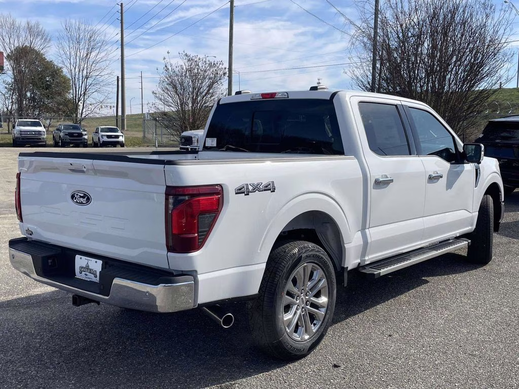 2026 Oxford White Ford F-150 XLT 4X4 Truck